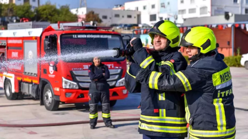 Durmuş Bozdağ'ın İtfaiye Eri Olma Hayali Gerçekleşti