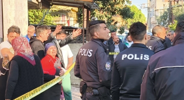 Adana'da katliam! 3 kişi boğazları kesilmiş halde bulundu