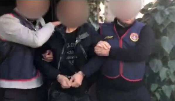 Interpol kırmızı bültenle arıyordu. Denizli'de yakayı ele verdi